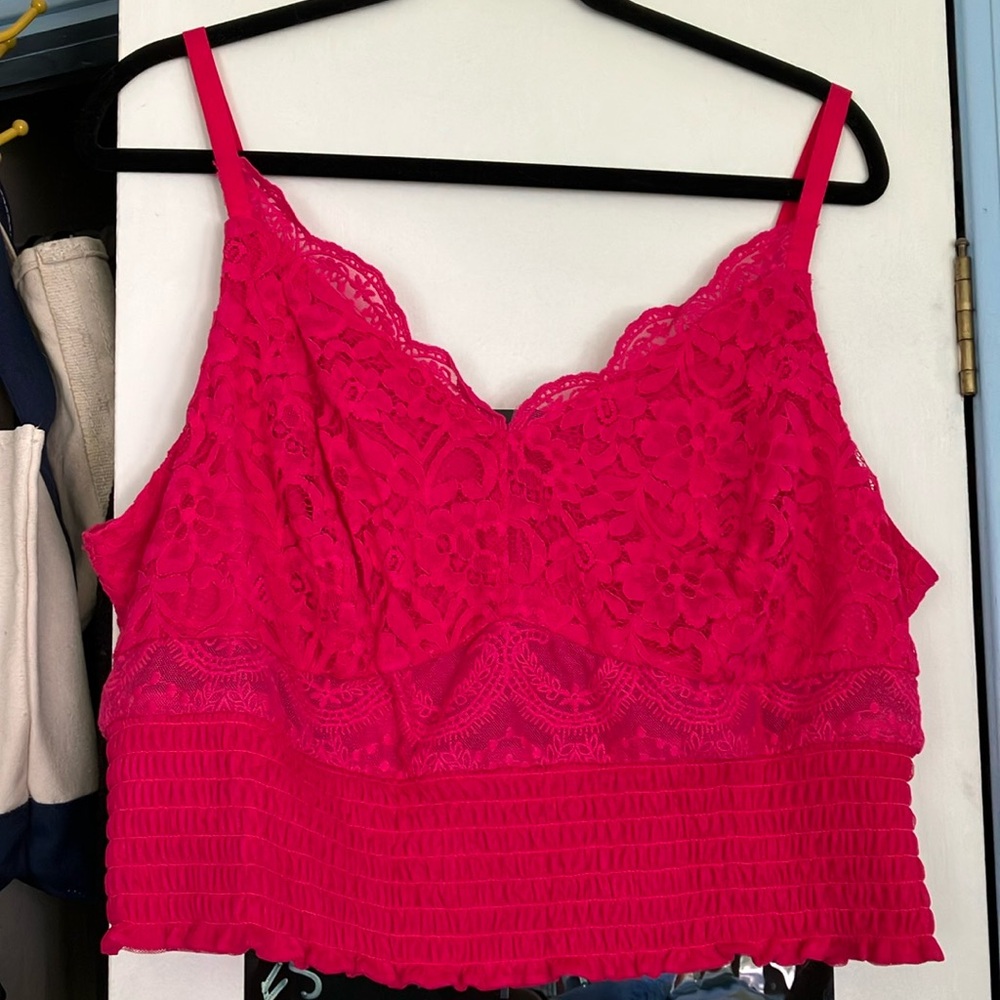 Torrid Size 1 (14-16) Pink Lace Lined Smocked Crop Top